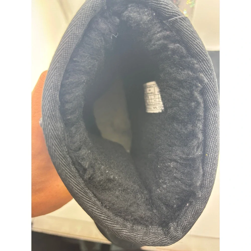 UGG Classic Short Starry Glitter Black Suede Fur Lined Boots Women 6 1116192
